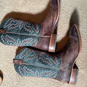 Ariat boots sz12